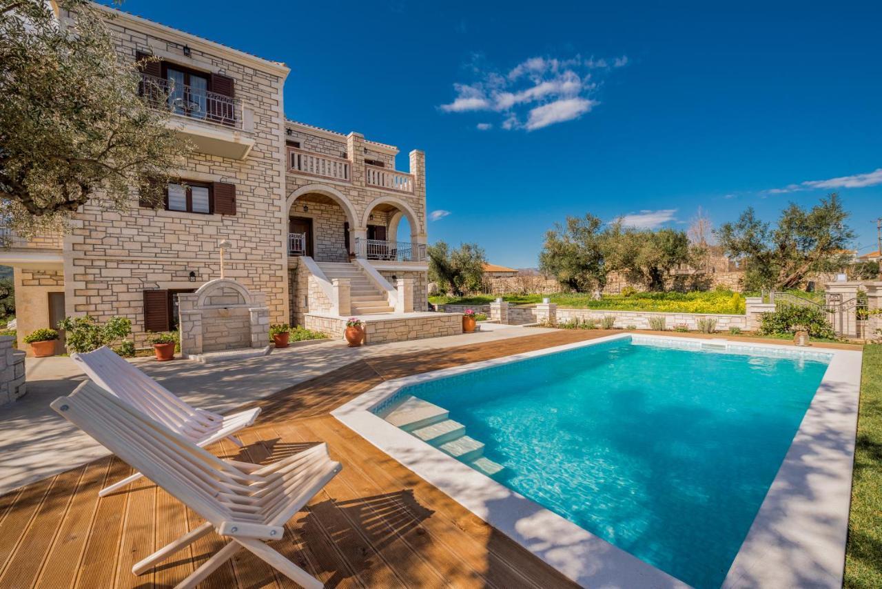 Вілла Filoxenia Stone House Kalpaki  Екстер'єр фото